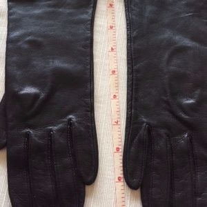 black kid gloves, 6.5